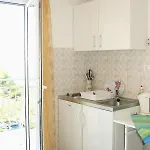 With Parking Space - Porat, Makarska - 10032 Apartman