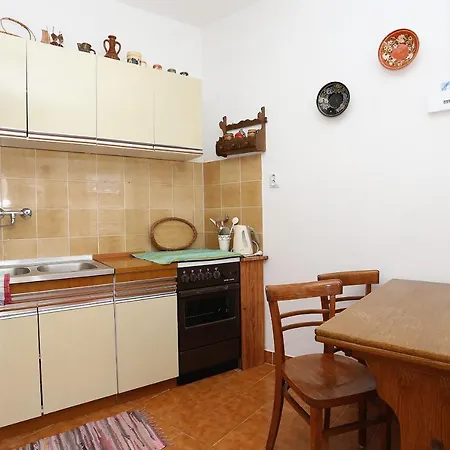公寓 With Parking Space - Porat, Makarska - 10032