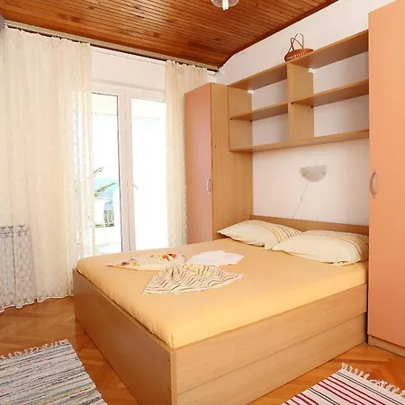 With Parking Space - Porat, Makarska - 10032 Živogošće