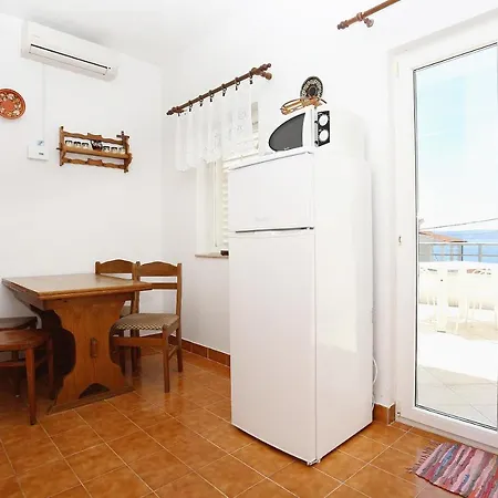 With Parking Space - Porat, Makarska - 10032 Lägenhet Živogošće
