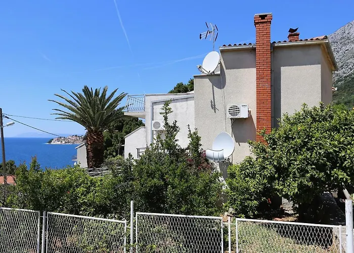 With Parking Space - Porat, Makarska - 10032 Živogošće