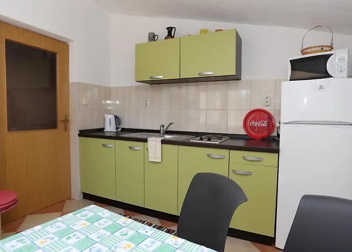 With Parking Space - Porat, Makarska - 10032 Živogošće
